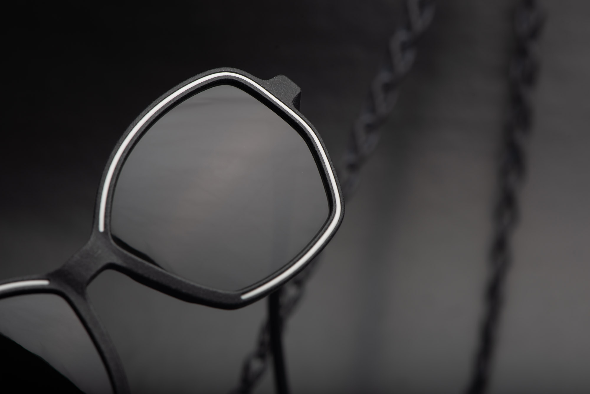 19 41 02 rolf eyewear winner cse award wire collection design LUNA detail rolf.