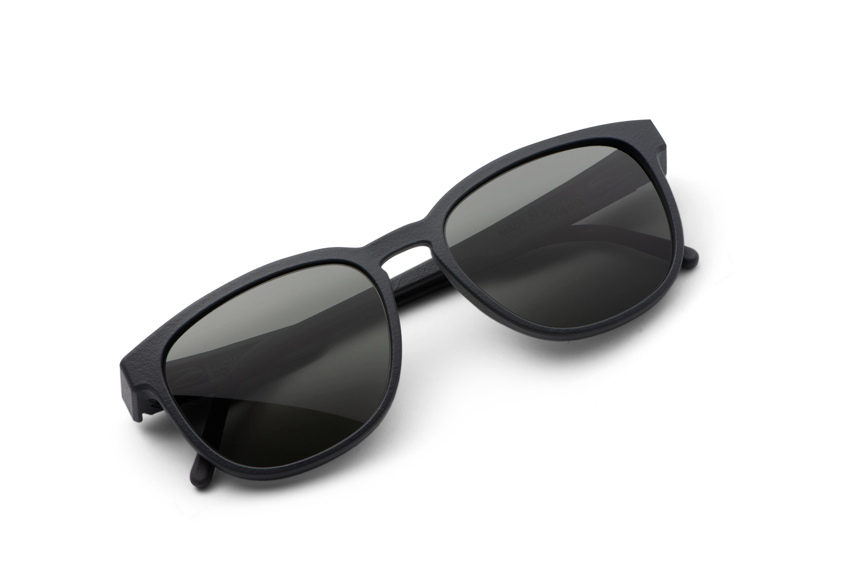 rolf-eyewear-AIGU-SUN-sustainable-brillen-beans